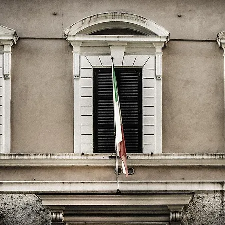 Bed & Breakfast Domus Augusta 4*