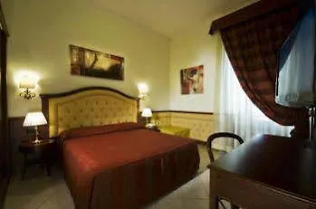 Domus Augusta 4*