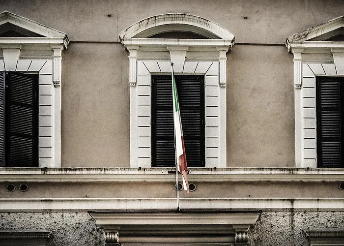 Alojamento de Acomodação e Pequeno-almoço Domus Augusta 4*