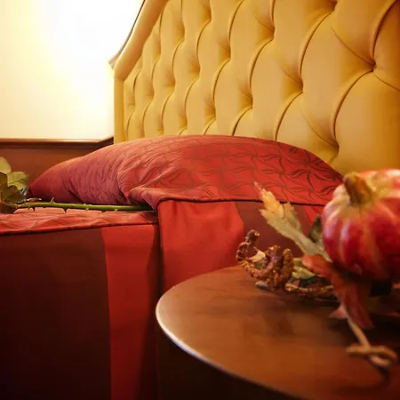 Bed and breakfast Domus Augusta 4*